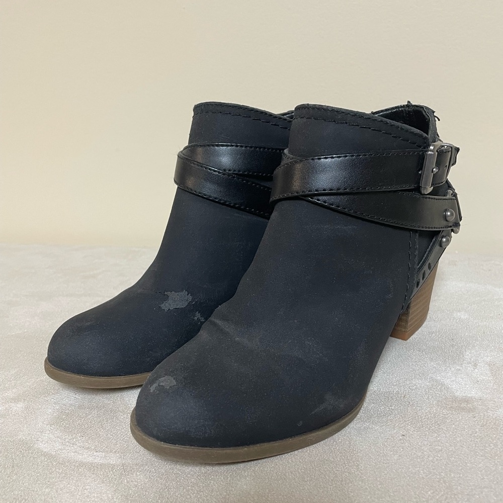 Indigo Brand Black Heeled Ankle Boots, Size 6